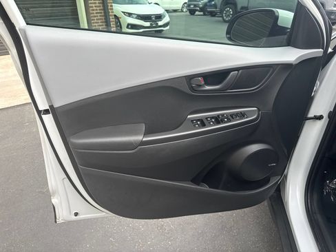 Used 2019 Hyundai Kona SEL w/ SEL Tech Package 02 FWD image 18