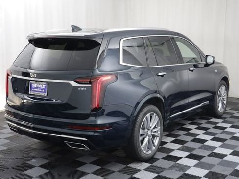 Used 2024 Cadillac XT6 Premium Luxury w/ Technology Package AWD/4WD image 23