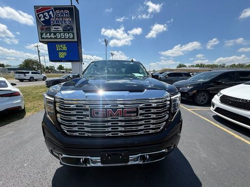 Used 2022 GMC Sierra 1500 Denali w/ Denali Reserve Package AWD/4WD image 9