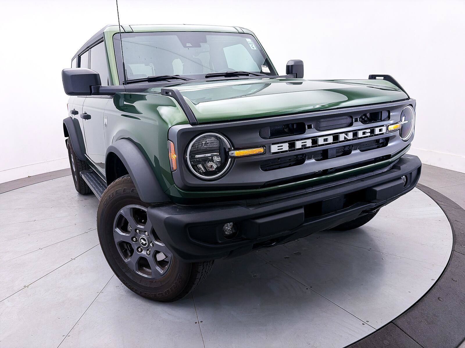 Used 2023 Ford Bronco Big Bend AWD/4WD image 3