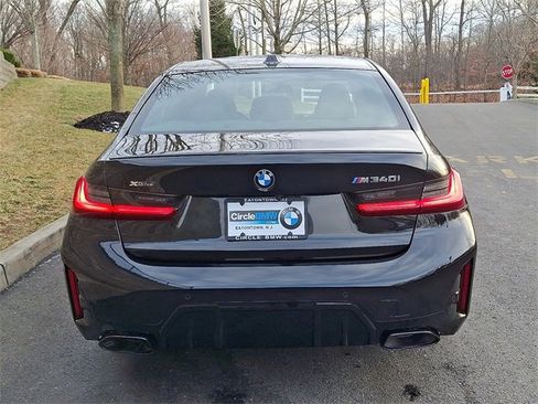 Used 2023 BMW M340i xDrive w/ Premium Package image 5