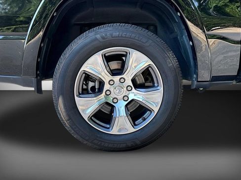 Used 2022 RAM 1500 Laramie AWD/4WD image 34