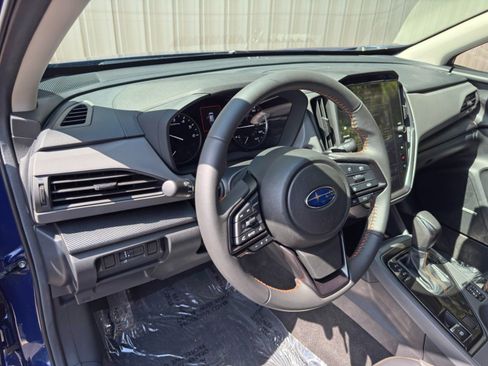 Used 2025 Subaru Crosstrek 2.5i Limited AWD/4WD image 13