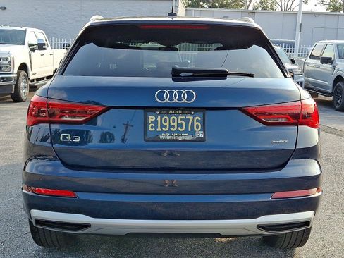 Used 2020 Audi Q3 2.0T Premium w/ Convenience Package AWD/4WD image 5