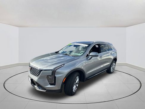Certified 2024 Cadillac XT4 Premium Luxury image 10