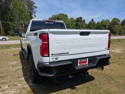 New 2026 Chevrolet Silverado 2500 LT w/ Trail Boss Package AWD/4WD image 4