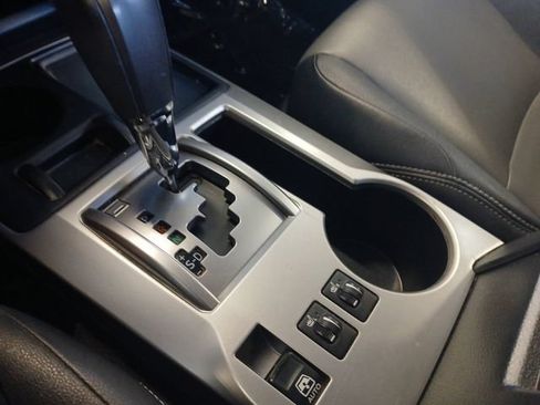 Used 2016 Toyota 4Runner SR5 Premium RWD image 11