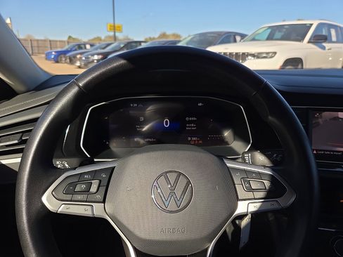 Used 2024 Volkswagen Jetta S image 19