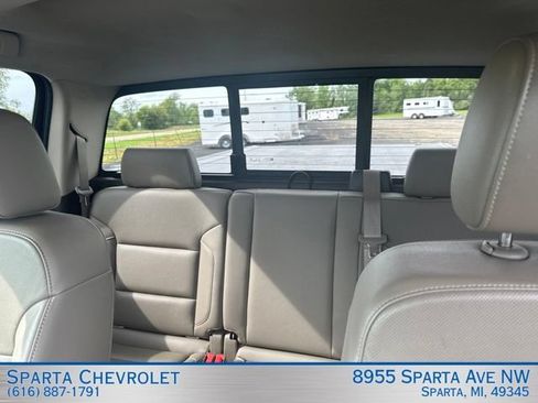 Used 2016 GMC Sierra 1500 SLT w/ SLT Premium Package AWD/4WD image 15