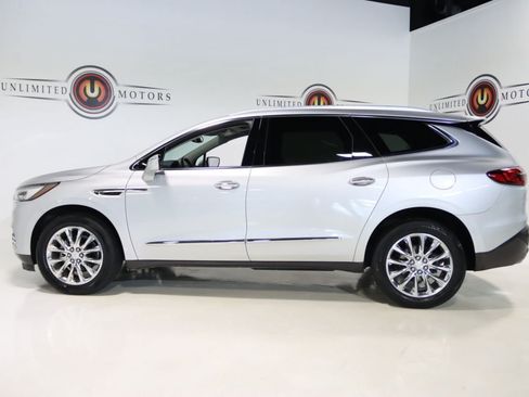 Used 2021 Buick Enclave Essence w/ Sound and Sites Package AWD/4WD image 30