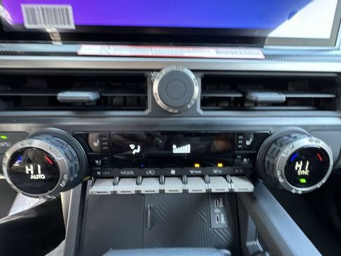 New 2026 Toyota 4Runner Limited image 19