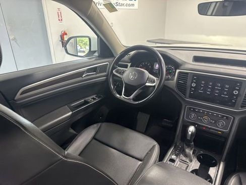 Used 2021 Volkswagen Atlas SE w/ Towing Package FWD image 30
