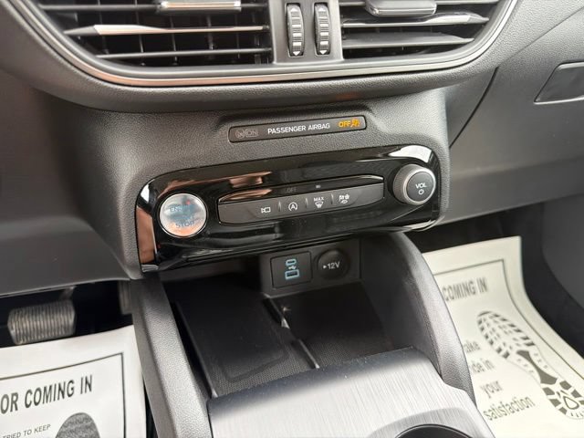 Used 2023 Ford Escape Active w/ Tech Pack #2 AWD/4WD image 32