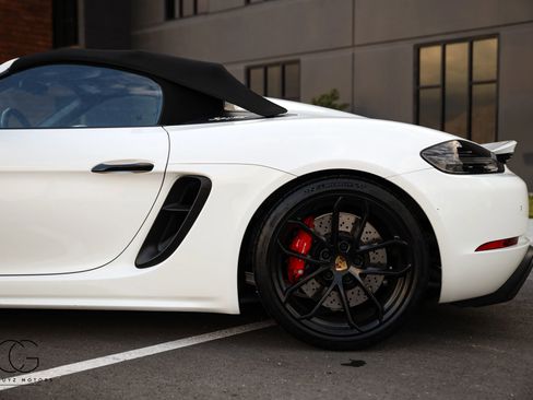 Used 2022 Porsche 718 Boxster Spyder image 7