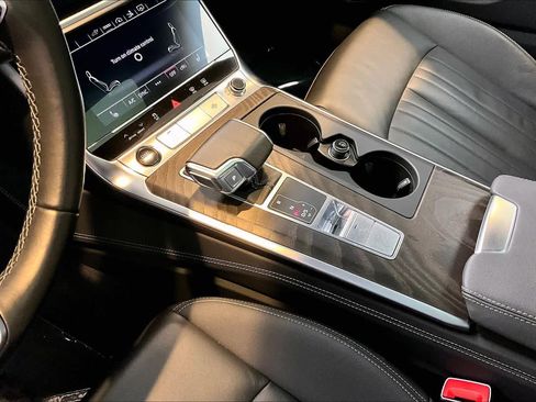 Used 2021 Audi A7 e Premium Plus w/ Interior Protection Package image 17