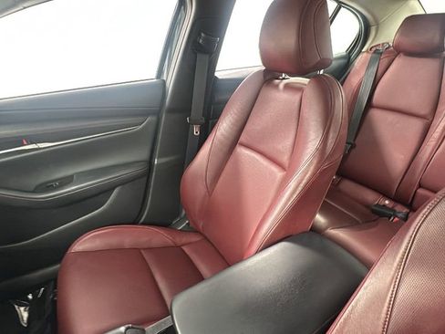 Used 2022 MAZDA MAZDA3 s image 13