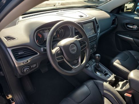 Used 2022 Jeep Cherokee Latitude Lux image 18