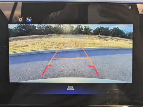 Certified 2025 Chevrolet Equinox LT image 22