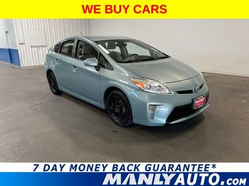 Used 2015 Toyota Prius Three FWD image 1