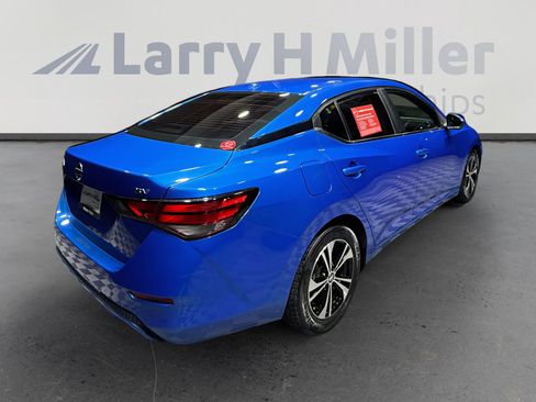 Certified 2022 Nissan Sentra SV w/ All-Weather Package image 5