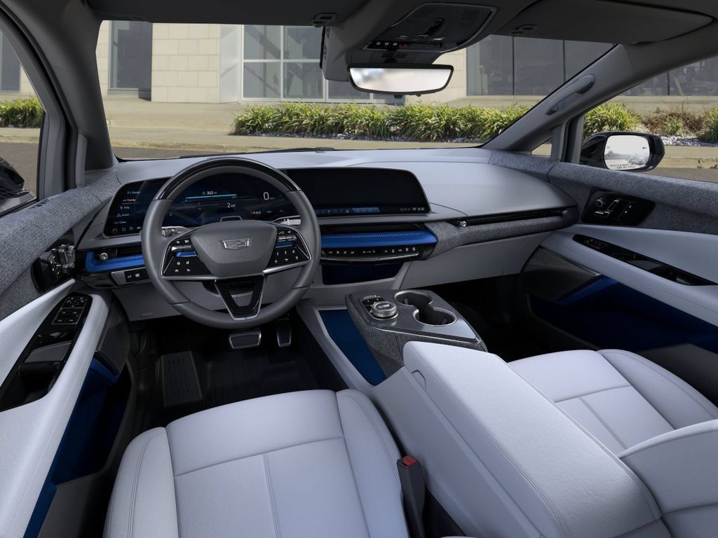 New 2027 Cadillac Optiq Luxury w/ LPO, Floor Liner Package AWD/4WD image 15