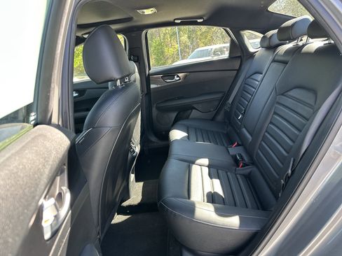 Used 2023 Kia Forte GT-Line w/ GT-Line Premium Package image 31