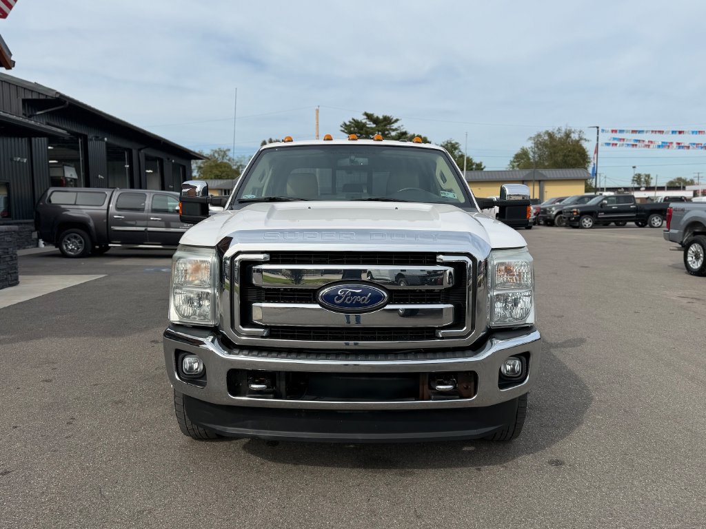 Used 2015 Ford F350 Lariat w/ Lariat Ultimate Package AWD/4WD image 2