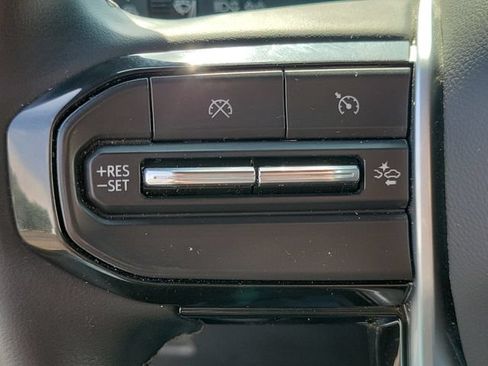 Certified 2024 Chevrolet Colorado ZR2 AWD/4WD image 9