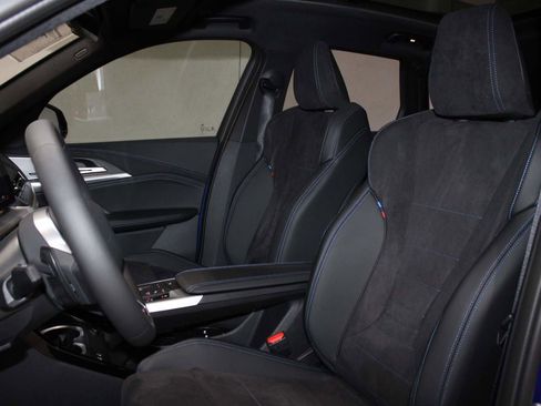 Used 2026 BMW X1 xDrive28i w/ M Sport Package AWD/4WD image 13