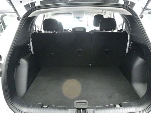 Used 2022 Ford Escape SE FWD image 13