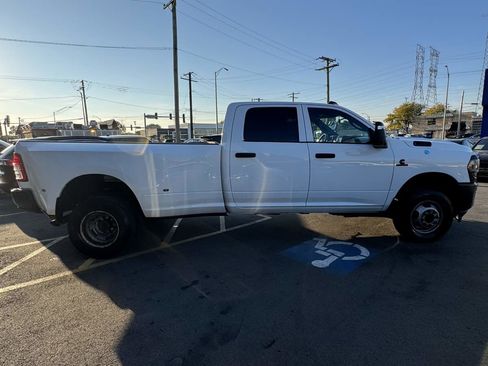 Used 2023 RAM 3500 Tradesman w/ Bed Utility Group image 3