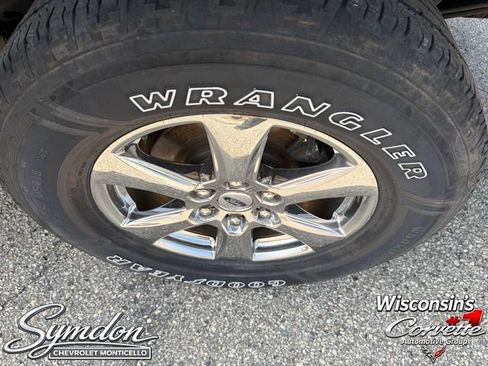 Used 2020 Ford F150 Lariat w/ Equipment Group 502A Luxury AWD/4WD image 26