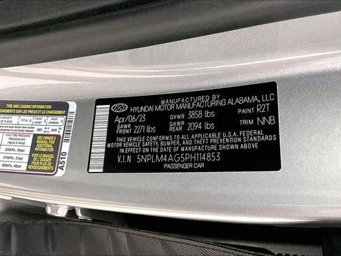 Used 2023 Hyundai Elantra SEL FWD image 34