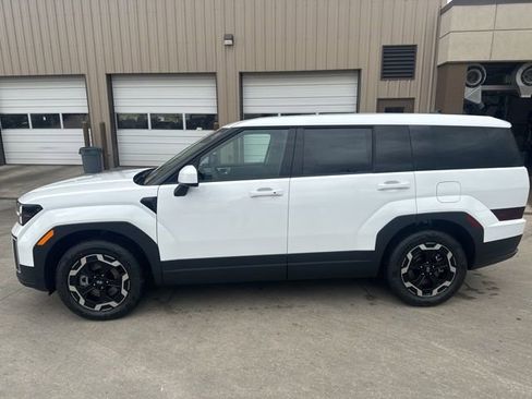 New 2026 Hyundai Santa Fe SE FWD image 2