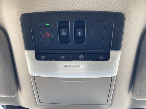 New 2026 Nissan Pathfinder Platinum image 24