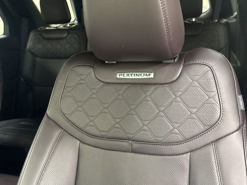 Used 2025 Ford Explorer Platinum w/ Ultimate Package image 18