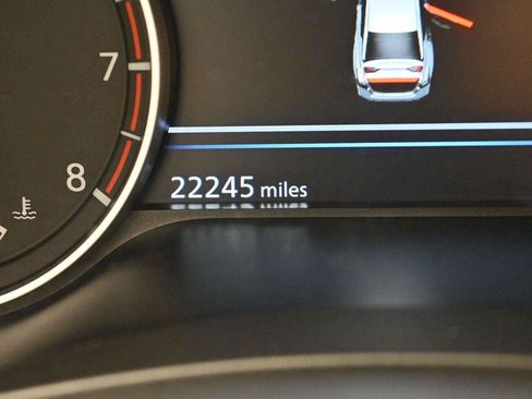 Used 2024 Nissan Altima 2.5 SV FWD image 19