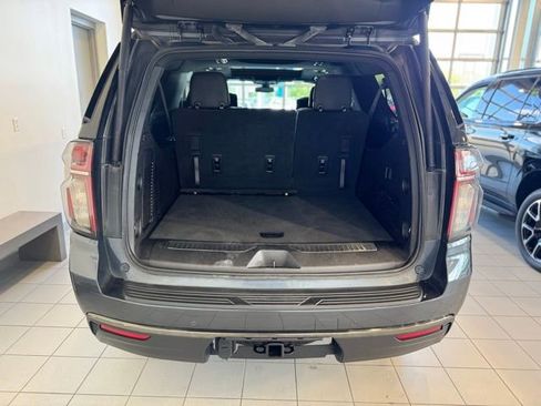 Used 2021 Chevrolet Suburban Z71 w/ Rear Media and Nav Package AWD/4WD image 43