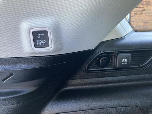 Used 2023 Jeep Grand Cherokee 4WD 4xe image 37