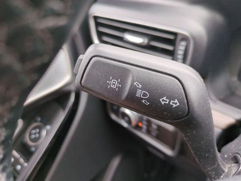 Used 2023 Ford Explorer Platinum w/ Technology Package AWD/4WD image 28