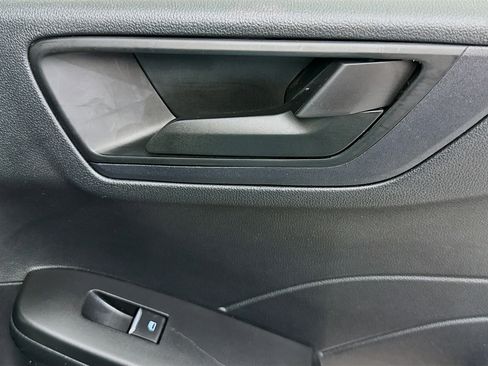 Used 2022 Ford Escape SE w/ SE Sport Appearance Package image 30