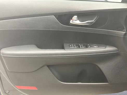 Used 2023 Kia Forte GT-Line w/ GT-Line Technology Package image 9