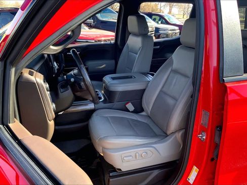 Used 2019 Chevrolet Silverado 1500 RST image 8