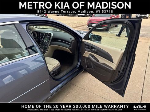 Used 2014 Chevrolet Malibu LT FWD image 38
