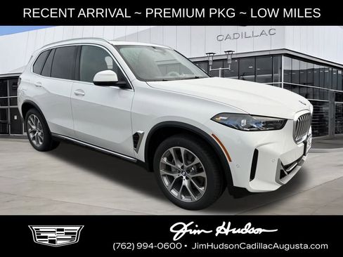 Used 2021 BMW X5 sDrive40i w/ Premium Package image 1