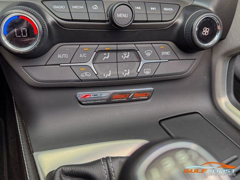 Used 2016 Chevrolet Corvette Z06 RWD image 17