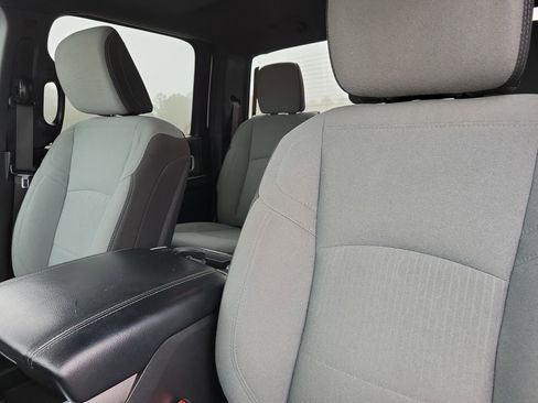 Used 2024 RAM 2500 Big Horn w/ Off Road Package image 16