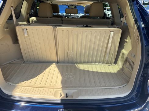 Used 2016 Toyota Highlander XLE AWD/4WD image 40