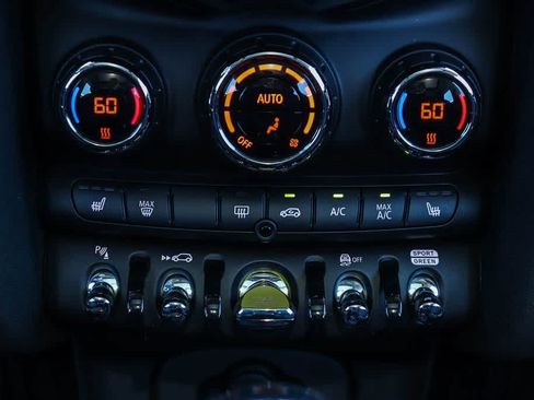 Used 2023 MINI Cooper SE FWD image 13