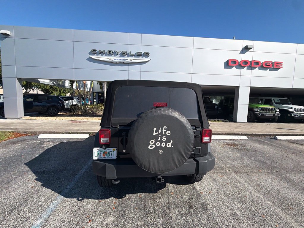 Used 2013 Jeep Wrangler Rubicon w/ Dual Top Group AWD/4WD image 4